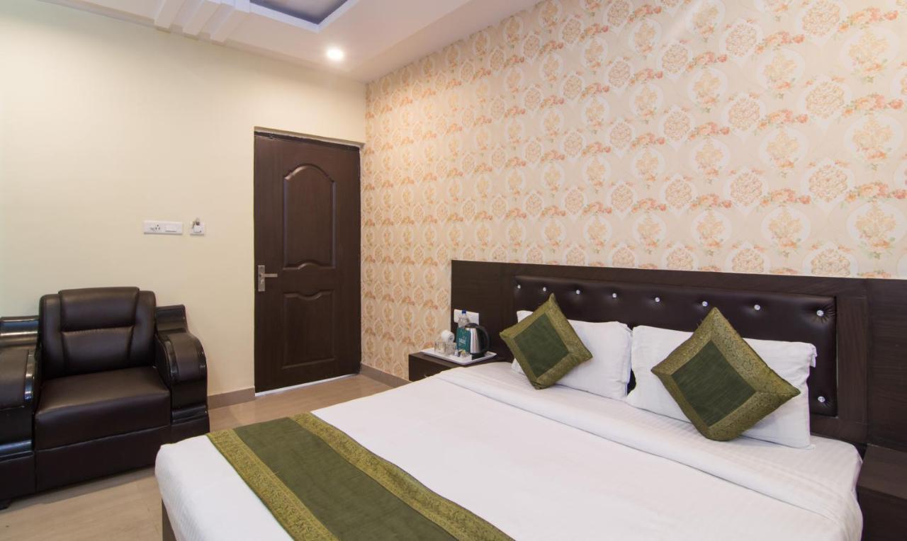 Itsy By Treebo - Coral Tree Gomti Nagar Hotel Lucknow Buitenkant foto