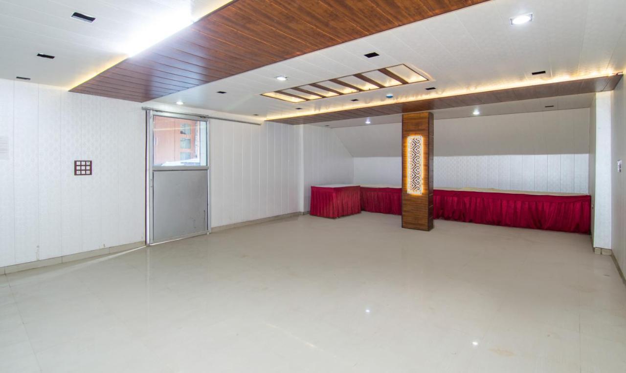 Itsy By Treebo - Coral Tree Gomti Nagar Hotel Lucknow Buitenkant foto