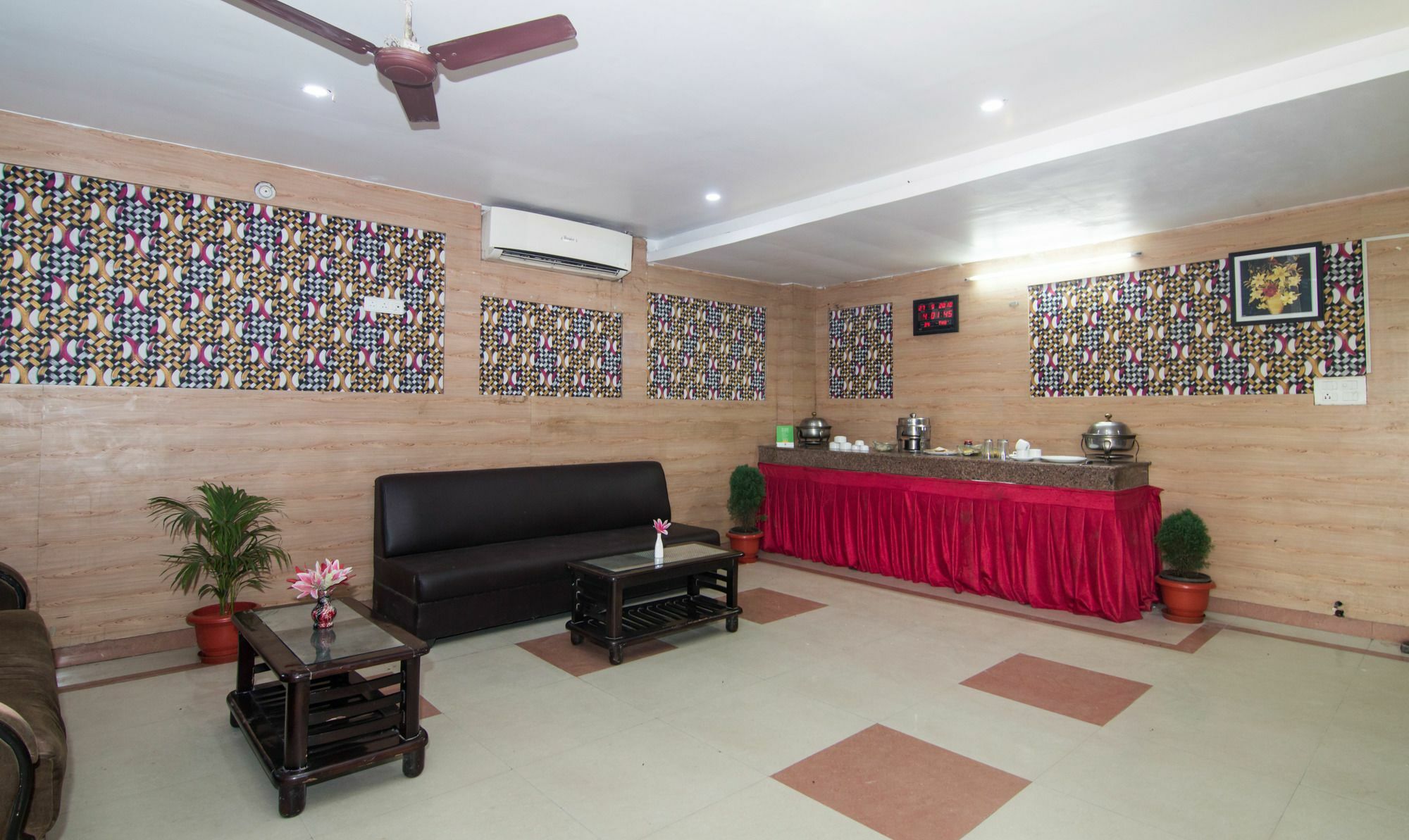 Itsy By Treebo - Coral Tree Gomti Nagar Hotel Lucknow Buitenkant foto